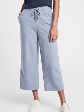 Athleta Farallon Blue Heathered Mid Rise Wide Leg Crop Size 8
